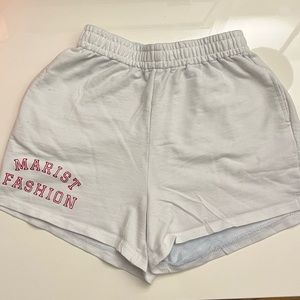 White shorts Marist College (Fashion)